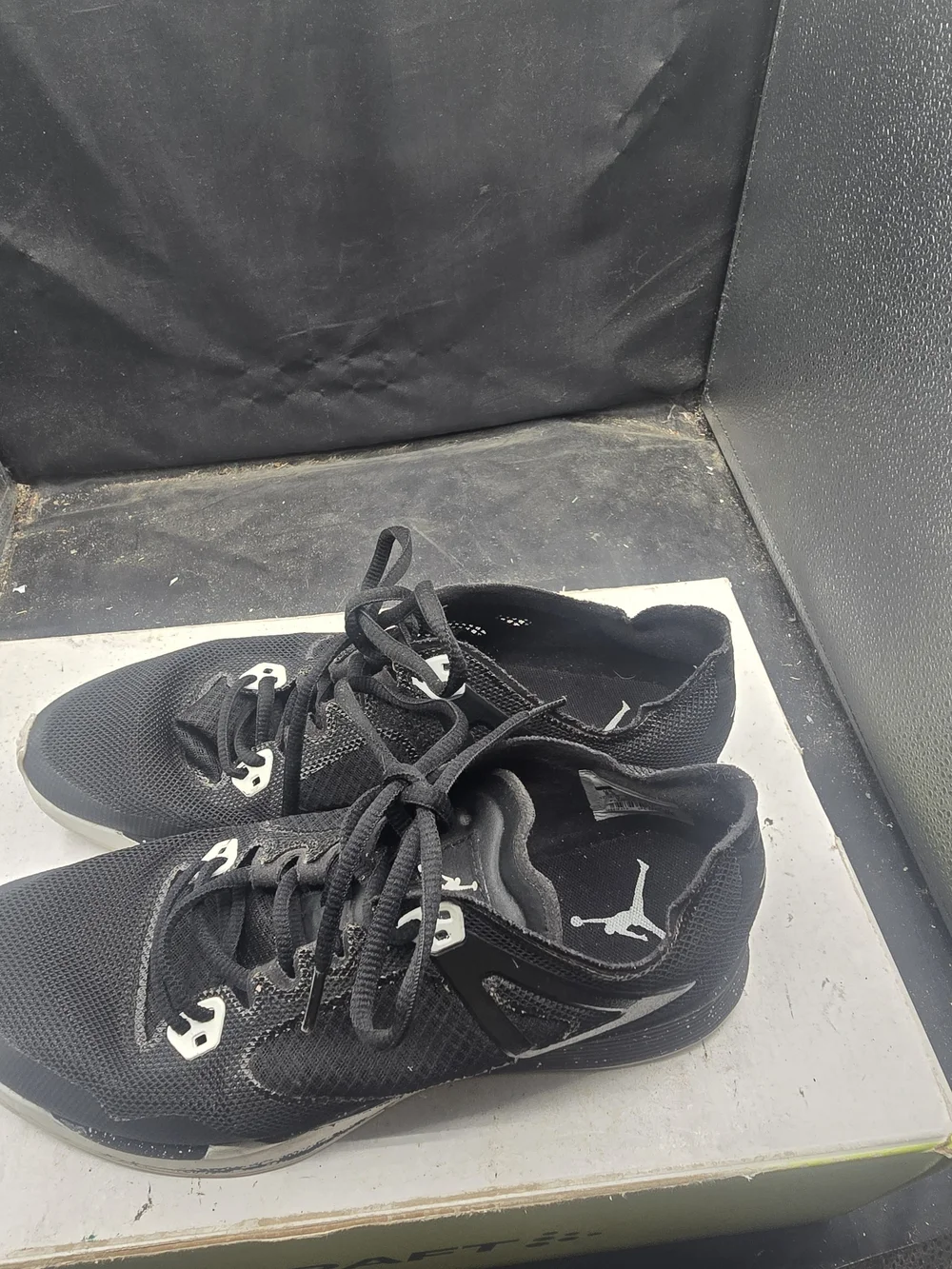 Men's Black Athletic Mesh Lace-Up Shoes